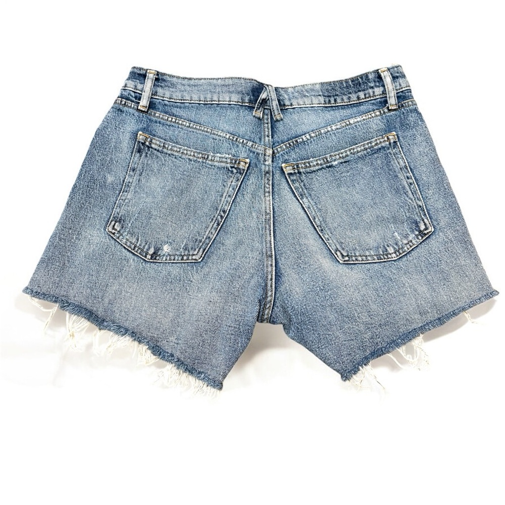 Maurice’s Goldie Blues Cheeky Shorts  Size 8 Distressed Raw Hemmed Medium Wash - Picture 2 of 10